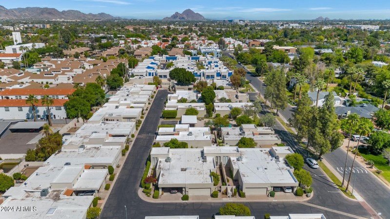 5311 N 2nd Ave-large-005-005-5311 N 2nd