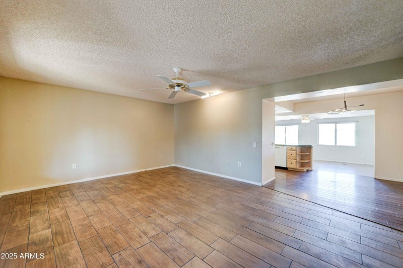 14439 n sun valley-5