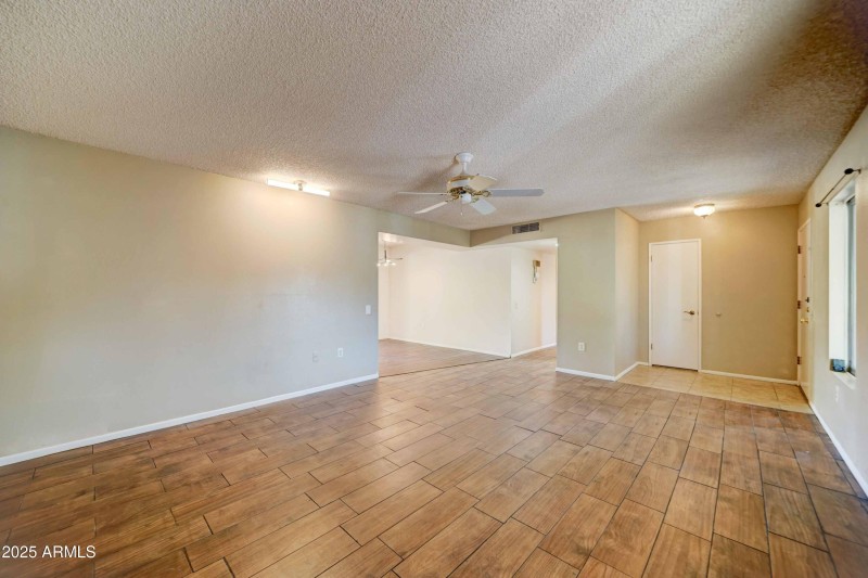 14439 n sun valley-6