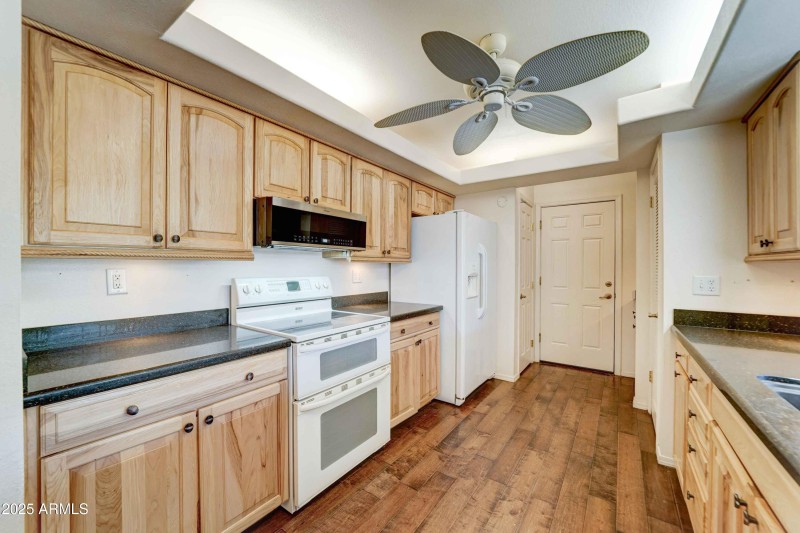 14439 n sun valley-8