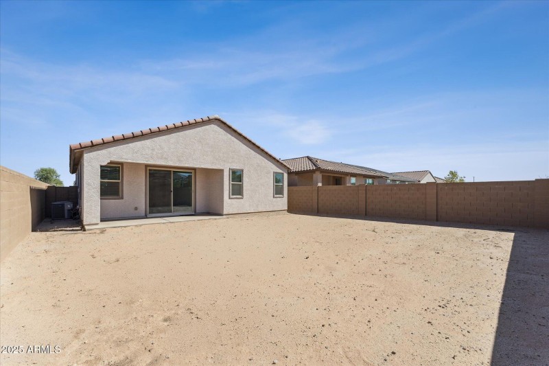 20-020-rear-exterior