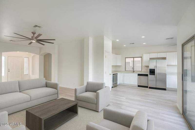 Great room facing kitchen ChatGPT Image