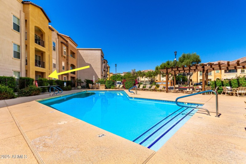 05-Mountain View(arrow)