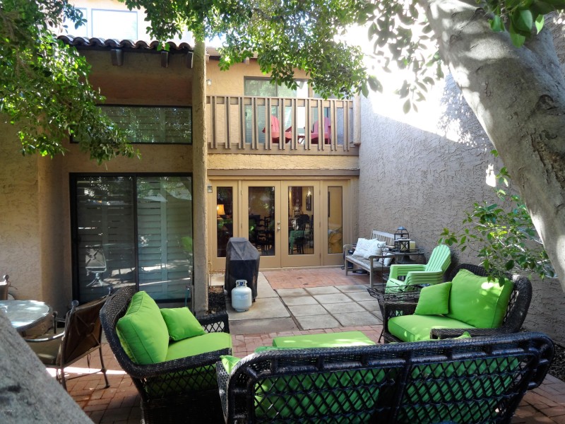 Great Private Backyard