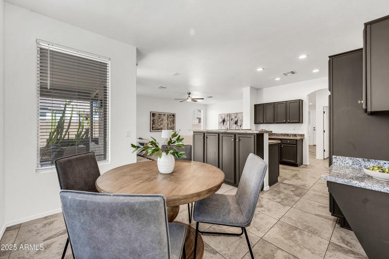 1641 W Windsong Dr-17