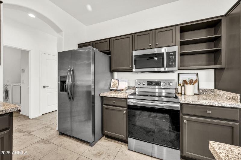 1641 W Windsong Dr-21