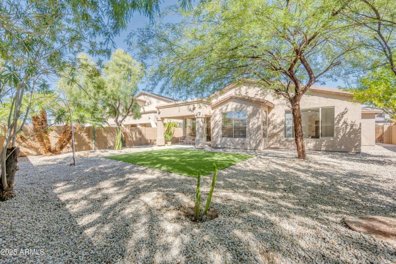 1641 W Windsong Dr-36