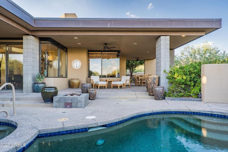 035_Patio Perfection