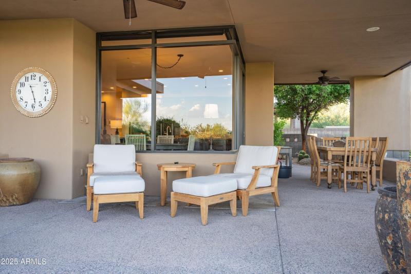 036_The Indoor Outdoor Lifestyle