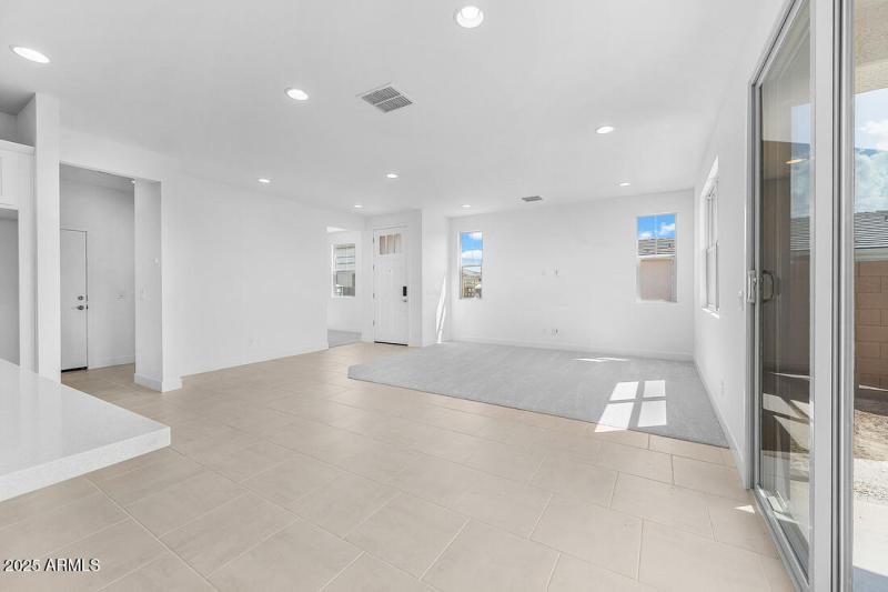 hj-az-phoenix-asante-vista-arlington-lot