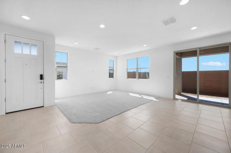 hj-az-phoenix-asante-vista-arlington-lot