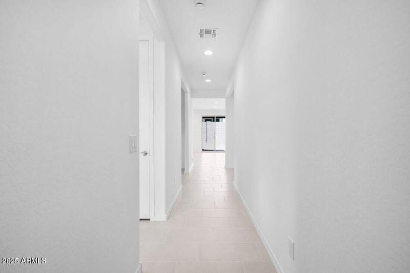 hj-az-phoenix-asante-vista-ellington-lot