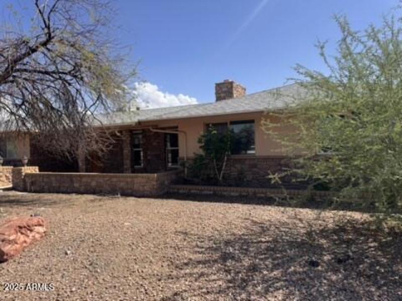 9D2A82BD-F011-4F7E-BA69-3EF759FE3B4B_4_5