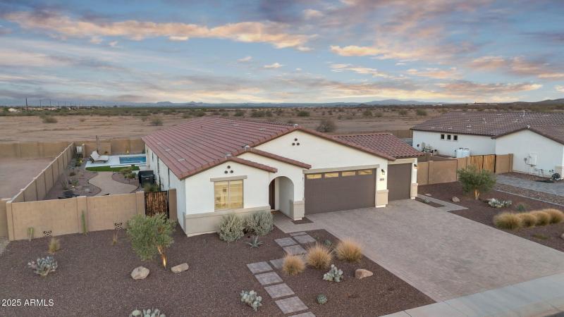 047_55-web-or-mls-dji_0251_56