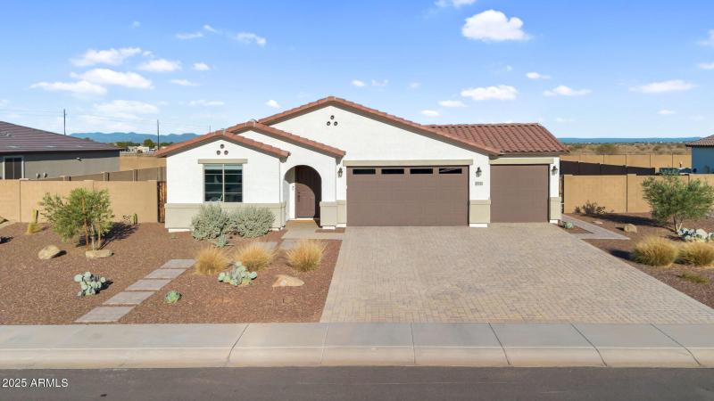 053_70-web-or-mls-dji_0173_720