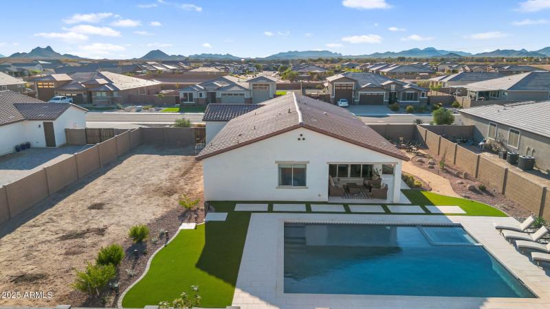 057_91-web-or-mls-dji_0236_519