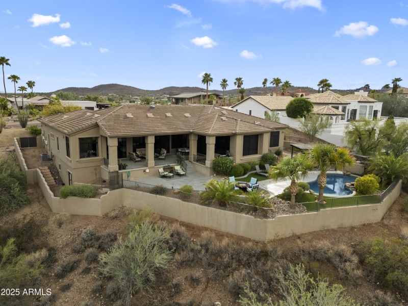 Luxury living inside & out