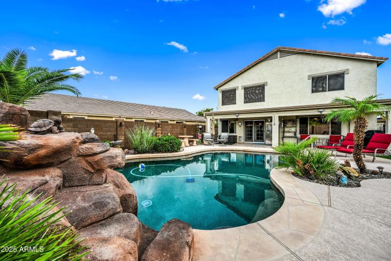 Entertainment central