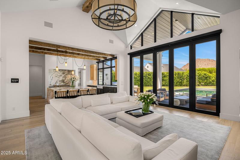 06great room doors closed