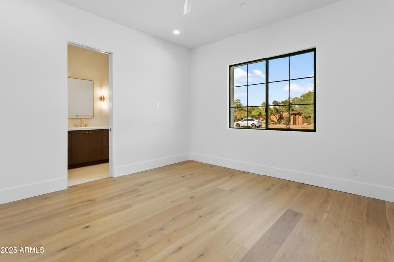 BEDROOM 3 W/ ENSUITE BATHROOM