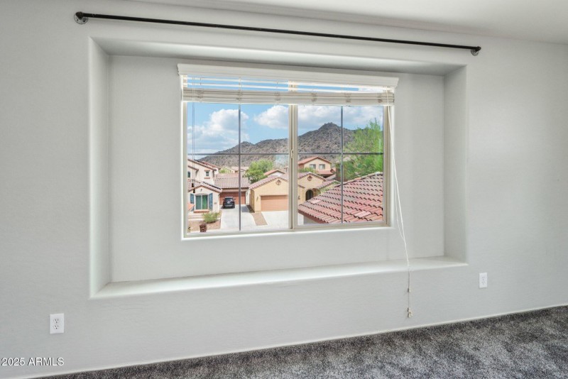 27-web-or-mls-W Palo Brea Ln-L2608-025