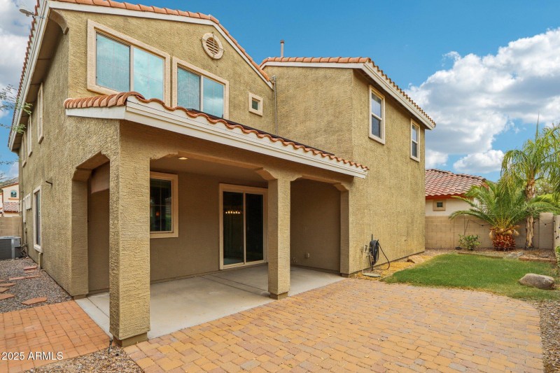 45-web-or-mls-W Palo Brea Ln-L2608-043