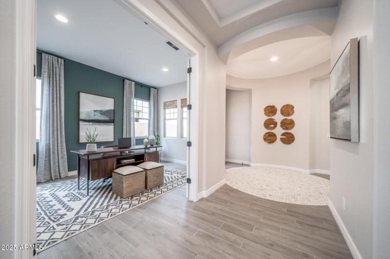 3836 S Gladiolus Circle