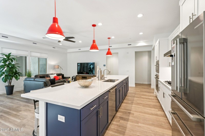 15-web-or-mls-N 136th St-S3009-015