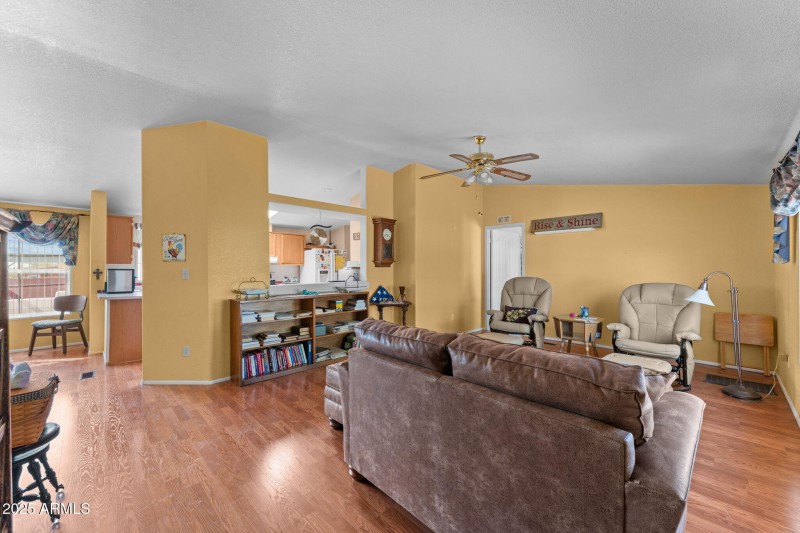 25-web-or-mls-DSC04777