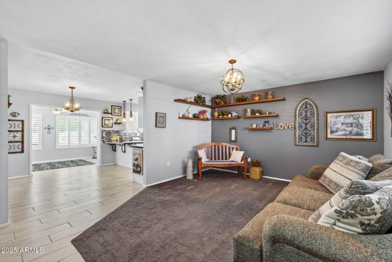 10_10502_W_Roundelay10_mls