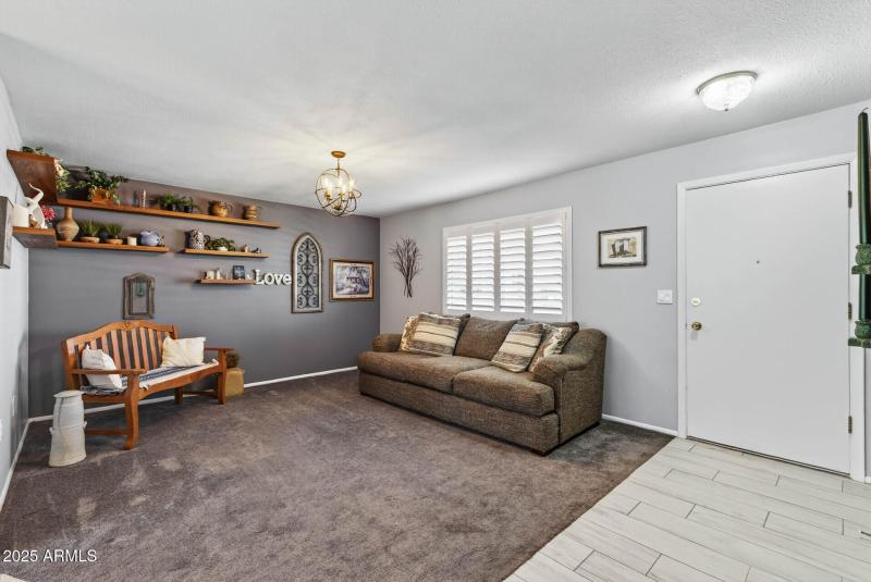 11_10502_W_Roundelay11_mls