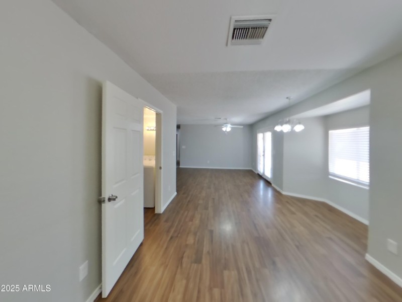 5_pc_QIRtFBxtwA_GhD0FHIG8f_layout_1