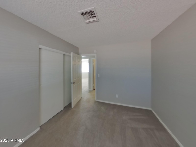 12_pc_sfHgTjxj87_cwELpiFdJF_layout_1