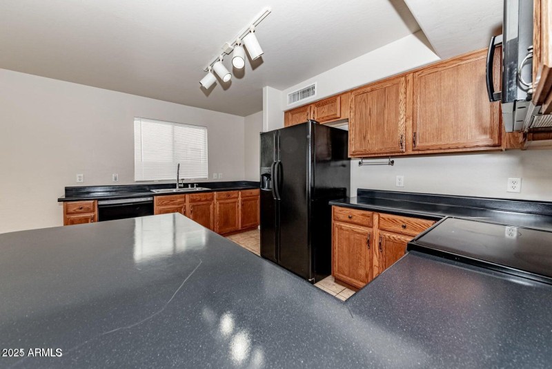 20230818172601018251000000-o