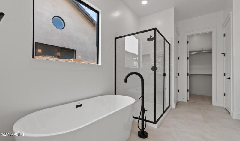 Edgewood Lot #102 Primary Bath 3 (Large)