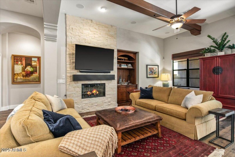 11-Living Room