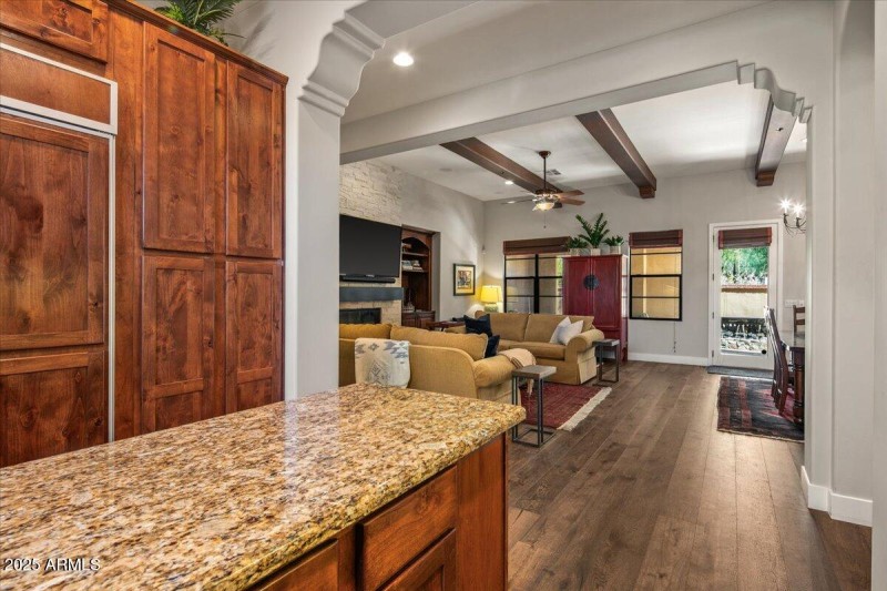 17-Kitchen Views