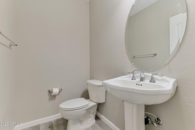 005 Downstairs Powder Room