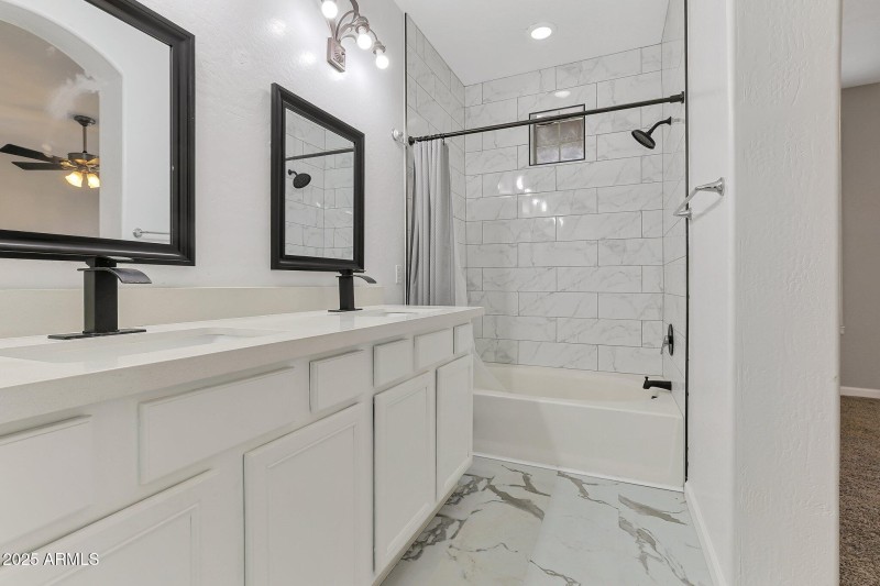 012 Back Bedroom Master Bath