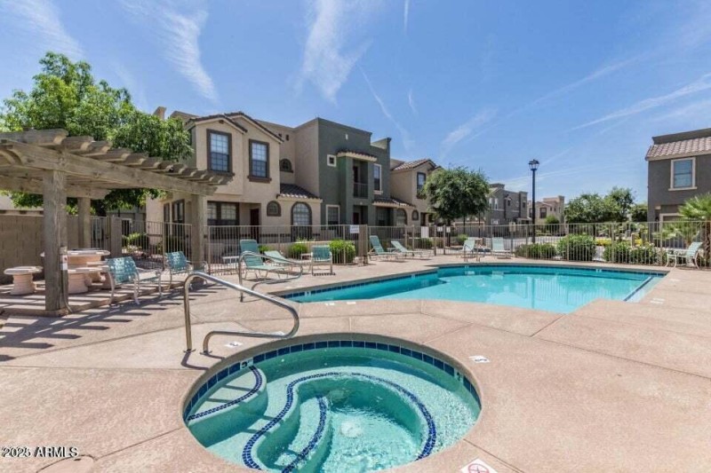 016 Community Pool & Spa