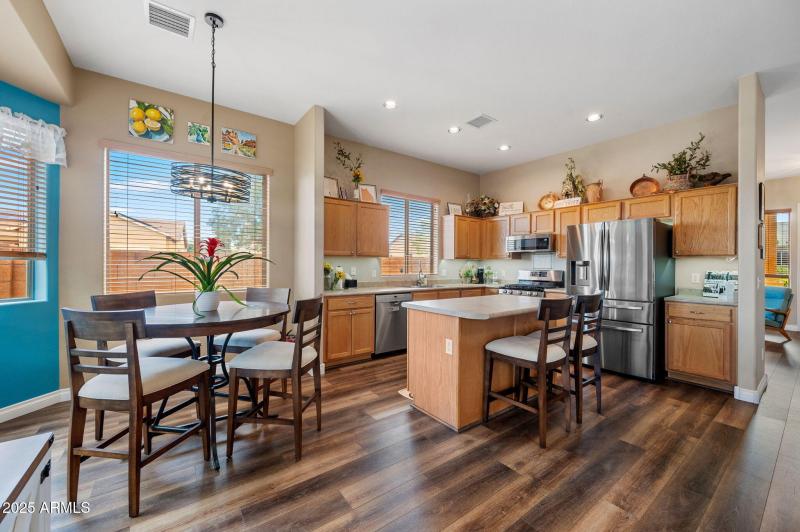 14-Dining and Kitchen