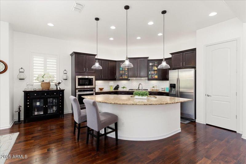 13-27052 W Oraibi Dr