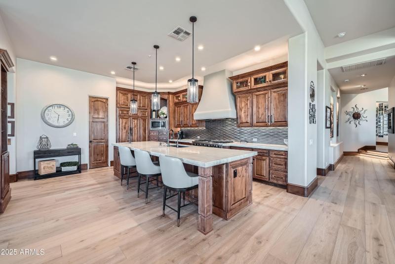 29694 N 105th Way - MLS Sized - 009 - 23