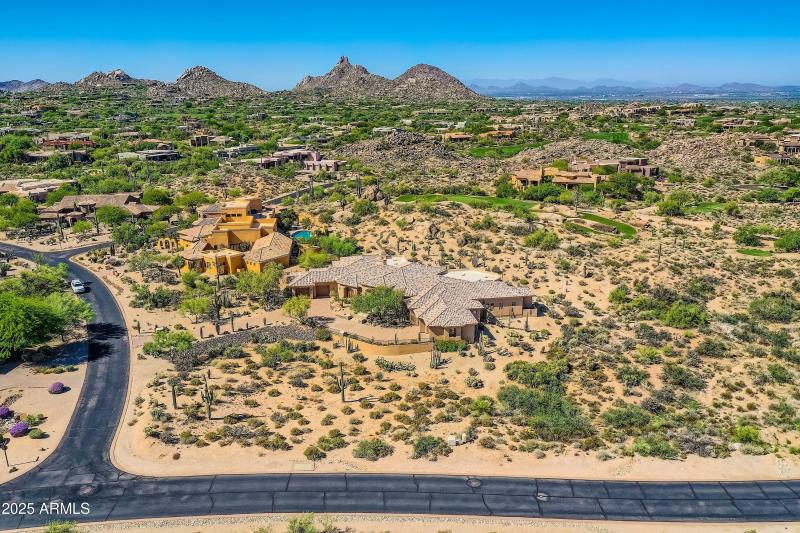 29694 N 105th Way - MLS Sized - 041 - 06