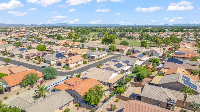 37-web-or-mls-35 - Lot line