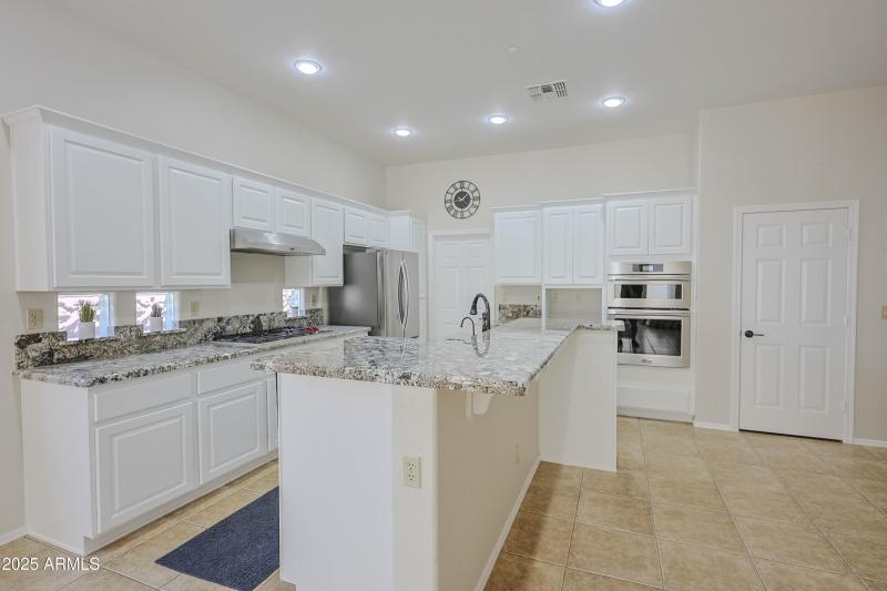 41802 N BRIDLEWOOD WAY