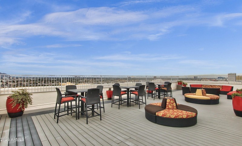 Roof Top Community Lounge