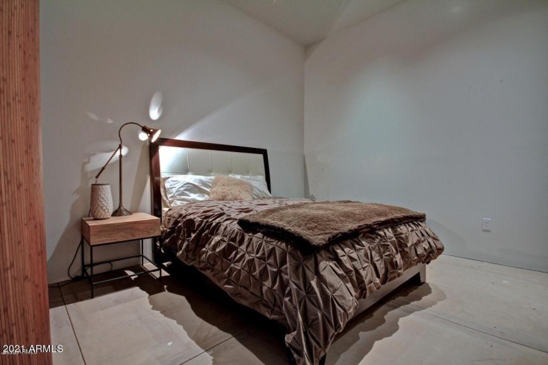 20190213163145034208000000-o