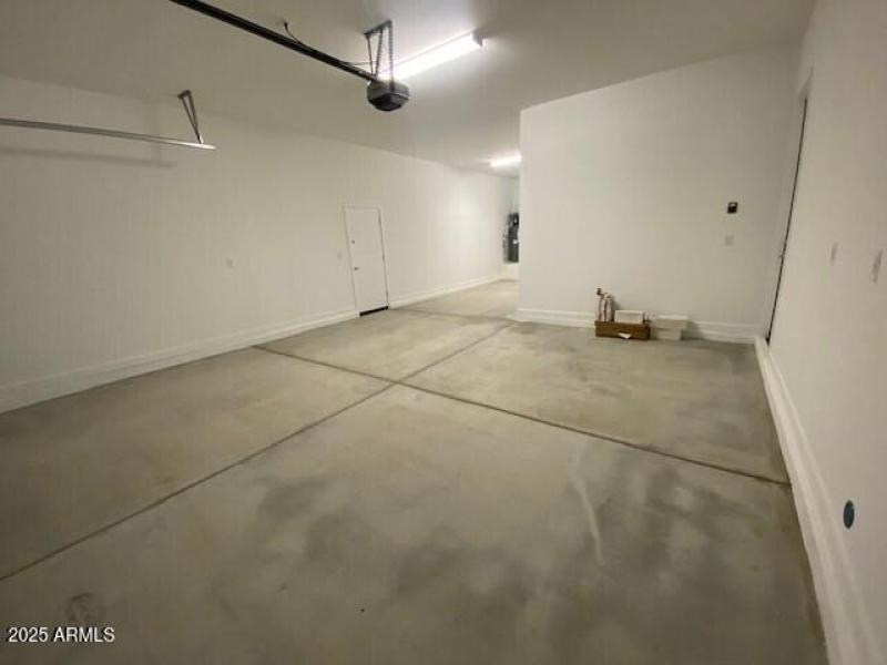 P20 Lot 94 3-Car Garage`