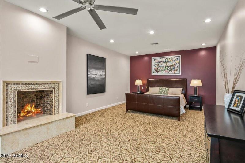 59-Main Floor Primary bedroom